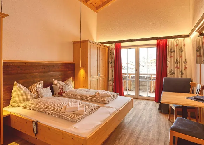אורחן Berggasthof Sonne Allgaeu 3*